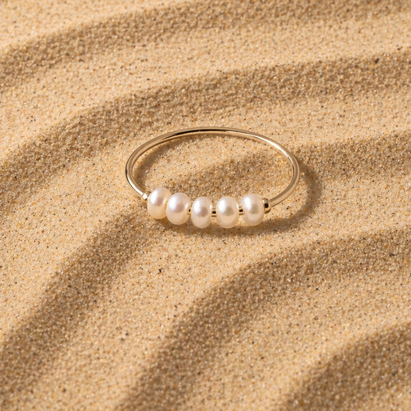 WINNIE. Mini Pearl Ring