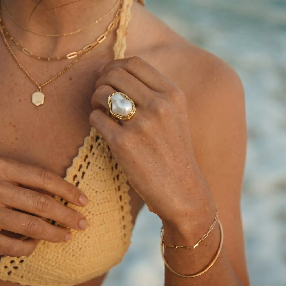 HARLOW. Chunky Pearl Ring