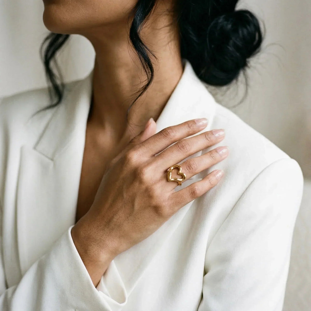 NELL. Open Heart Ring