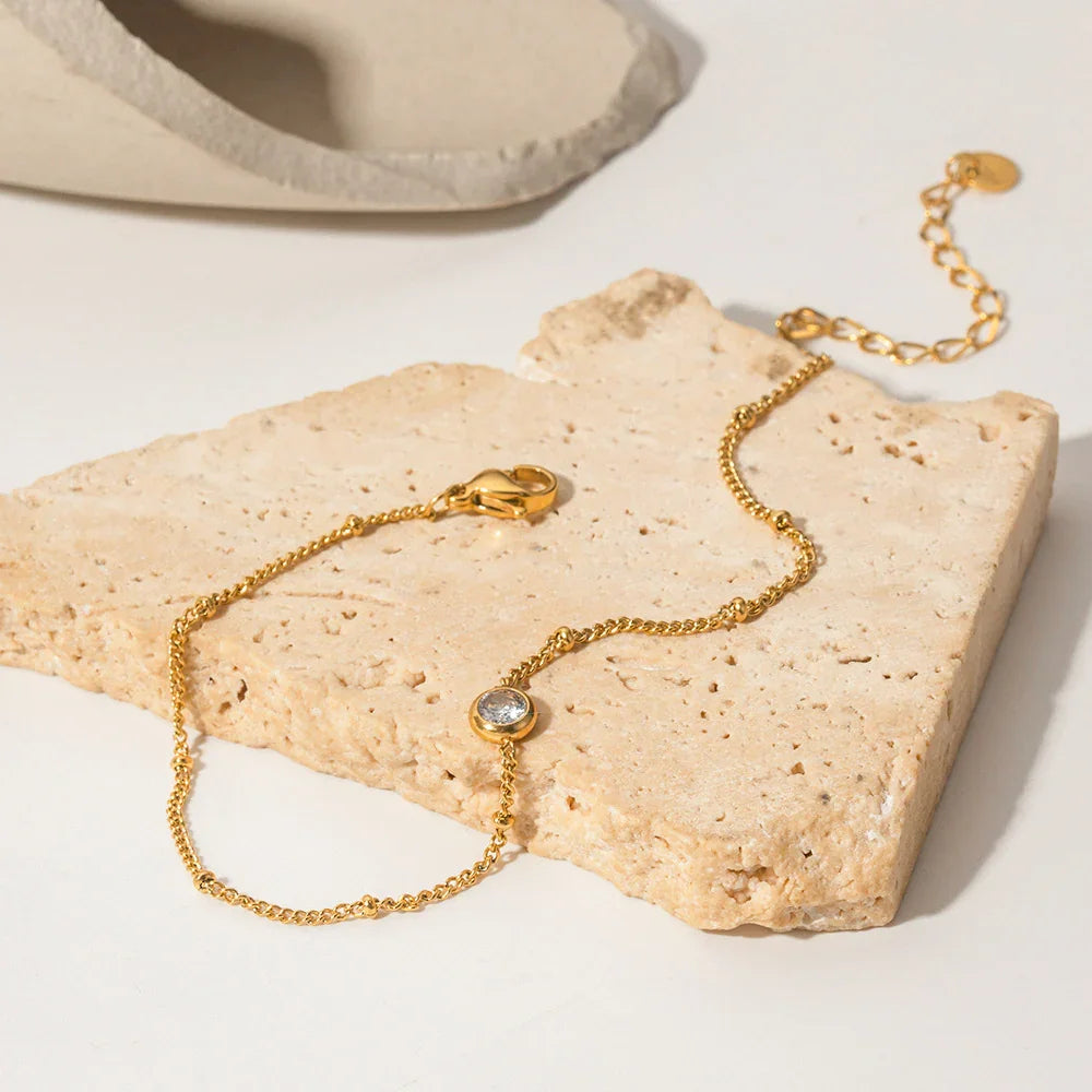VIVIENNE. Diamond Chain Anklet