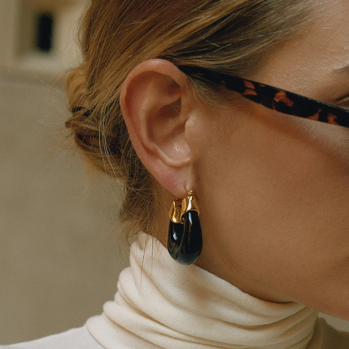 OLIVE. Chunky Enamel Hoops