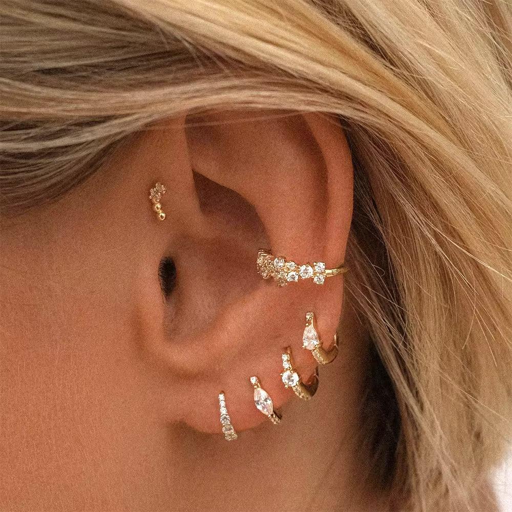 AUDREY. Mini Diamond Hoops