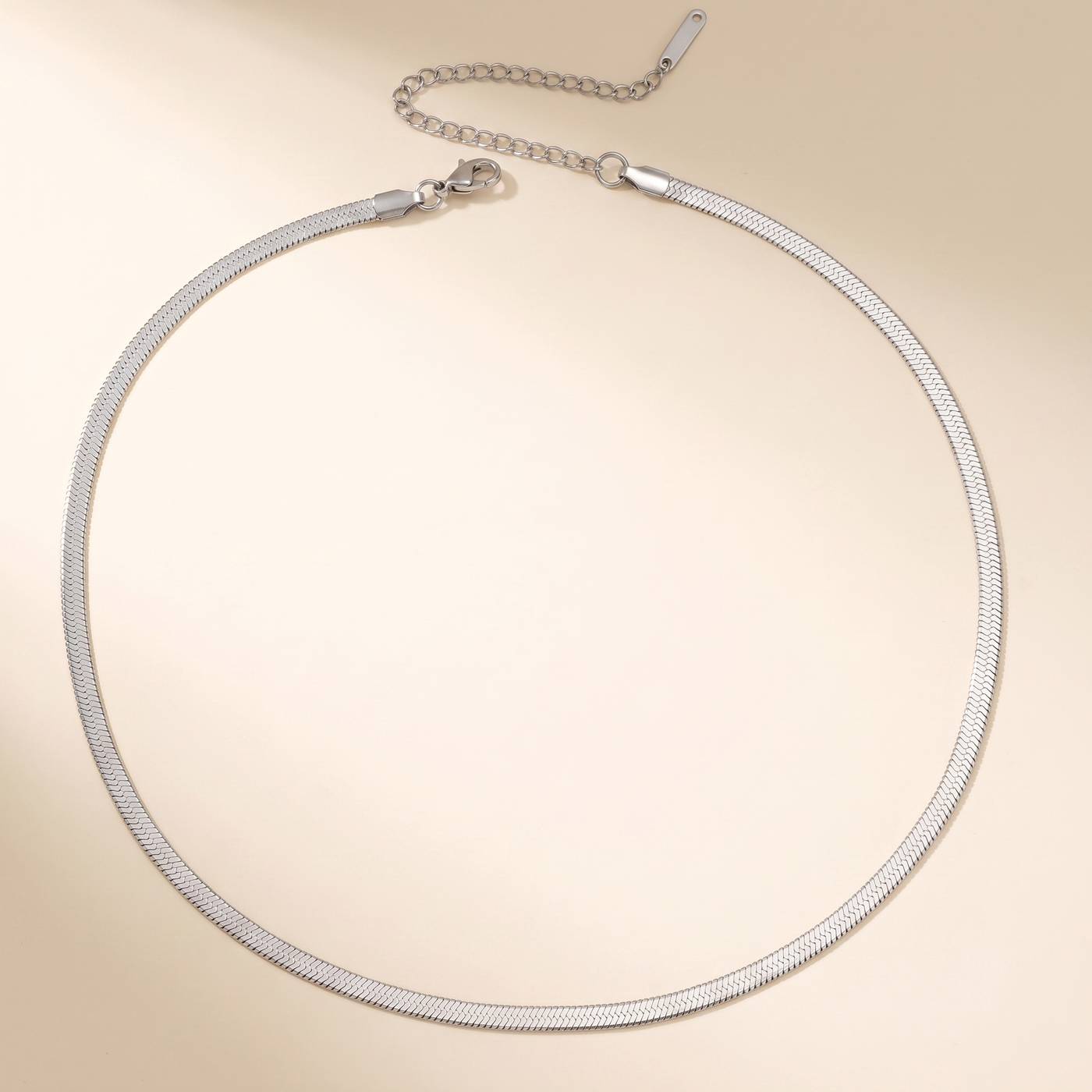JOSIE. Herringbone Choker