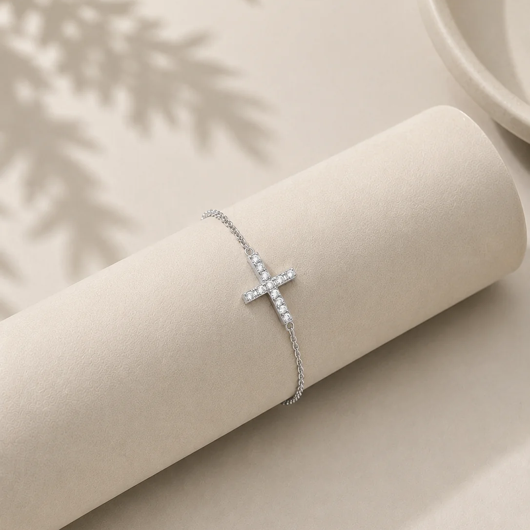 NORA. Cross Pendant Bracelet