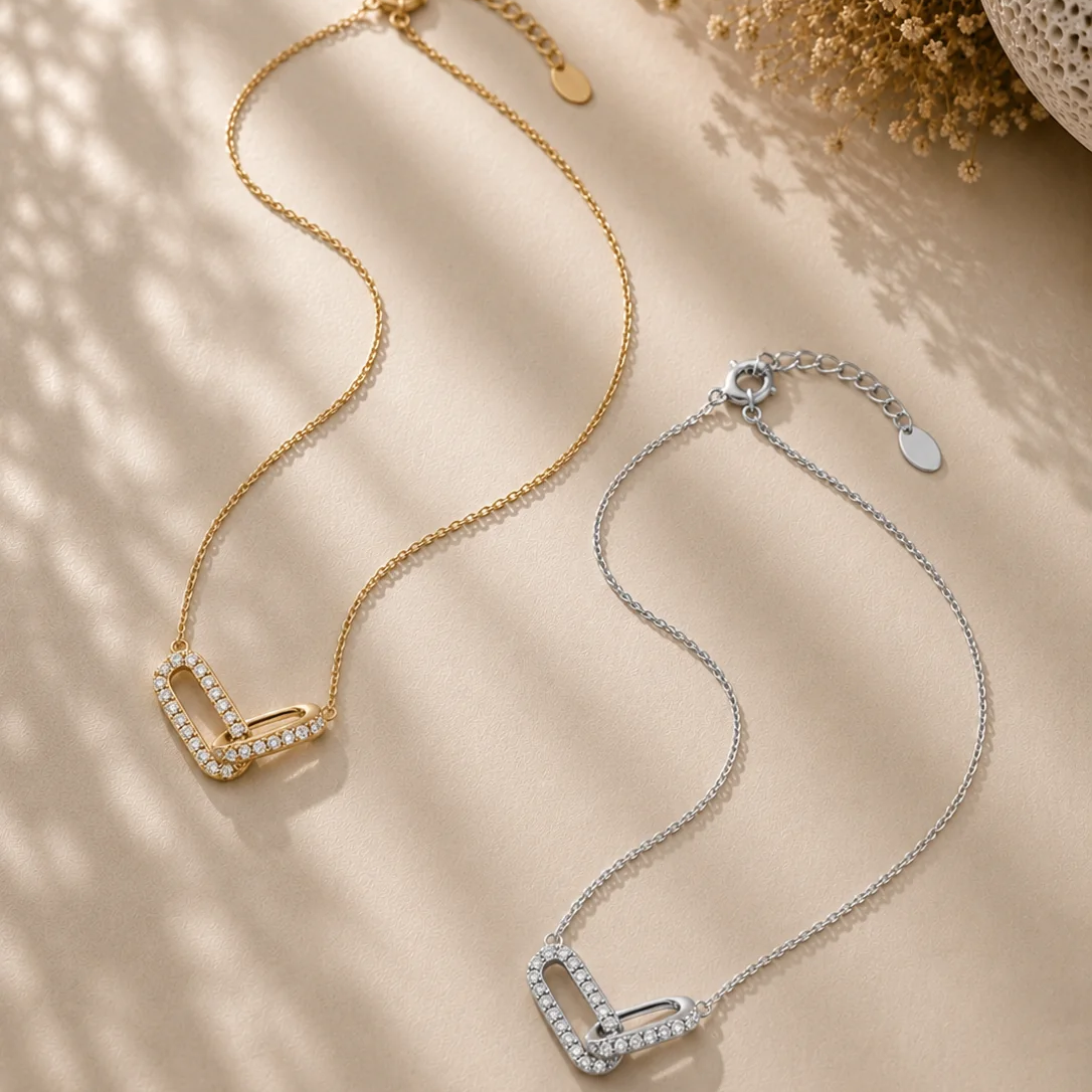 NOVA. Geometric Pendant Necklace