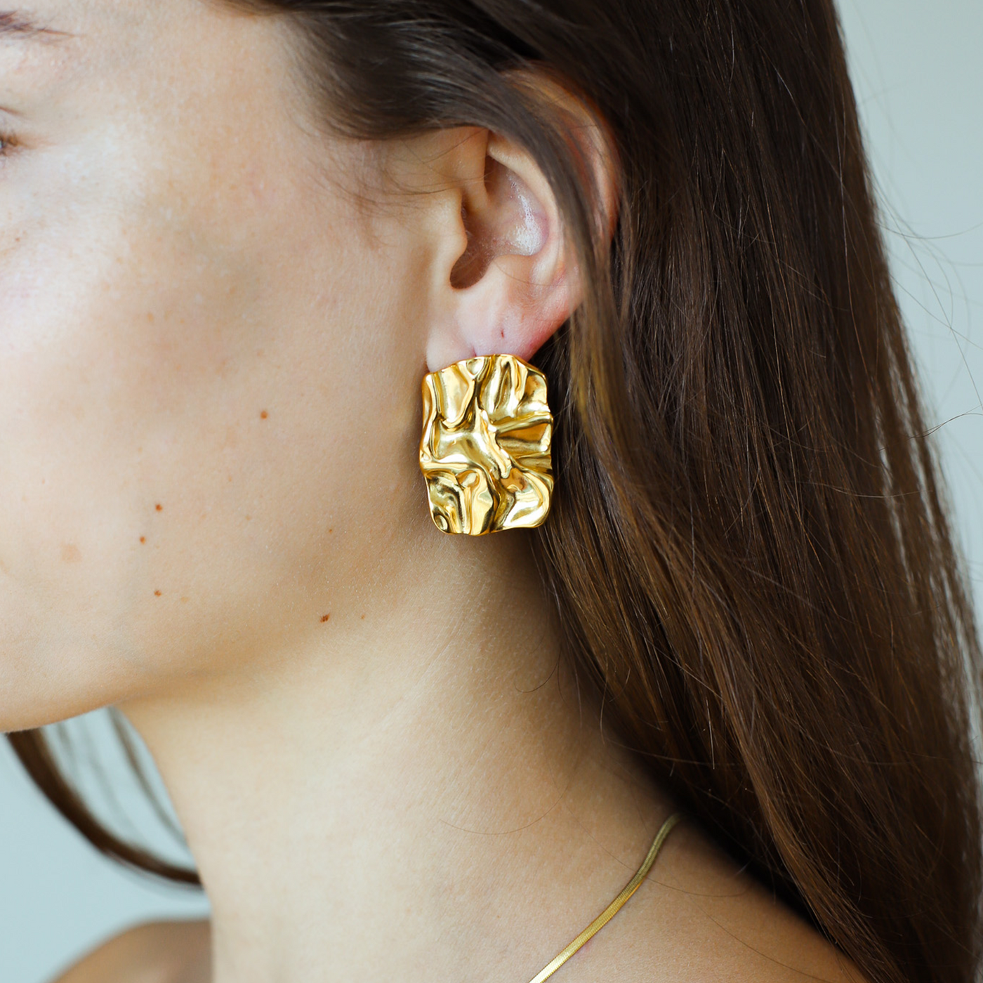 POPPY. Rectangle Huggie Earrings